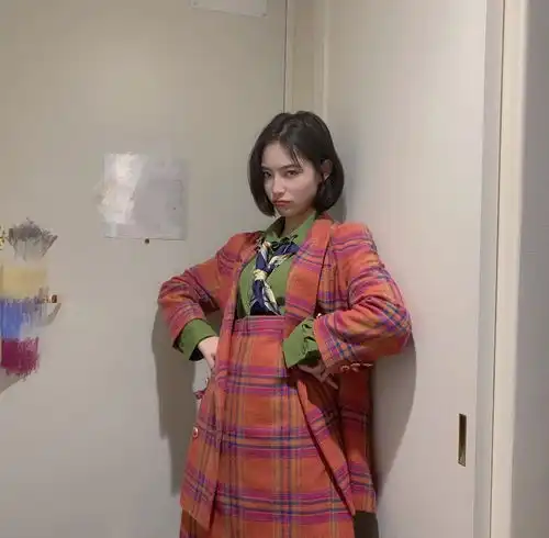 猫系长相许佳琪,长发甜短发酷,简直是男女通杀的类型了