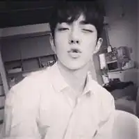 亿人心不及你一人真可爱小清新男生头像