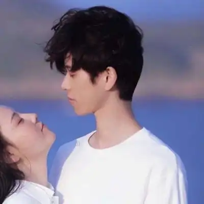 情侣头像暧昧禁欲系真人