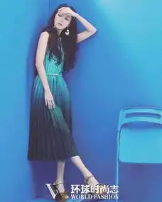 被薛凯琪惊艳到了,穿绿色百褶裙美成海洋仙子,37岁依旧有少女感