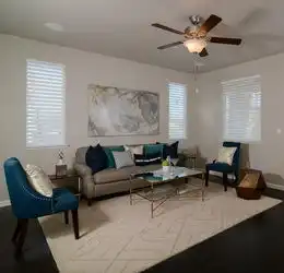 136㎡美式小三房,客厅清爽自然,卧室整个蓝色系太舒适,晒晒