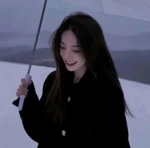 我男朋友我们吵架了我道歉了他很冷漠敷衍我问他到底是不是不爱我了他不回答我继续冷漠怎么办