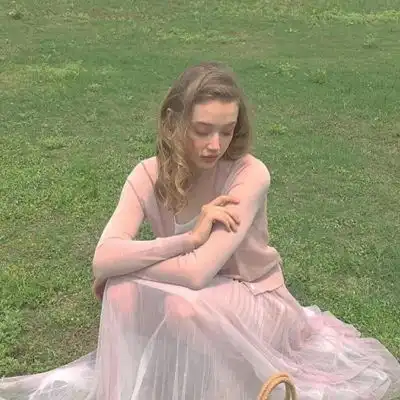 女生头像谢谢你出现,这一生我很喜欢