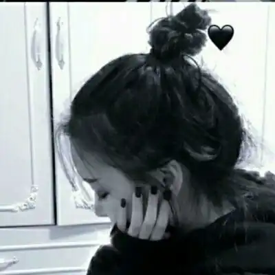 女生头像黑白伤感侧脸孤独真人忧伤头像