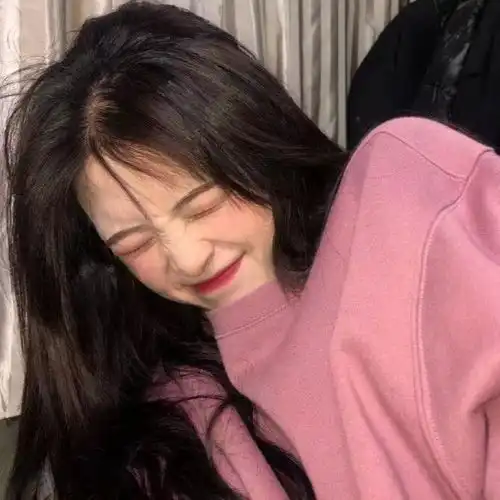 女生头像喜欢脆一点的桃子和有风的傍晚