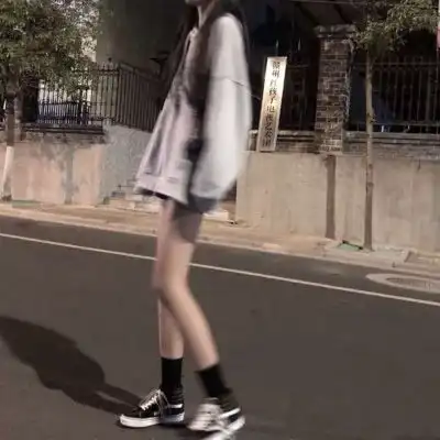 流行头像女生2020最新款最近流行的社会头像女