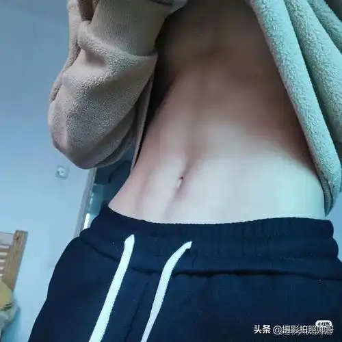 都是帅哥腹肌啊