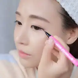 韩式一字眉妆容的画法精致裸妆尽显温柔气质