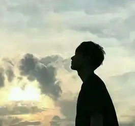 情侣头像麻烦请回头,我在身后