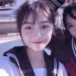 2019最潮情侣头像两张一对