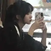 qq头像女生穿黑衣服