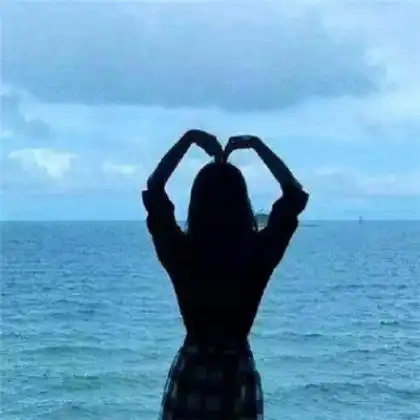 2020唯美情侣头像一对两张真人,最喜欢前面两对的