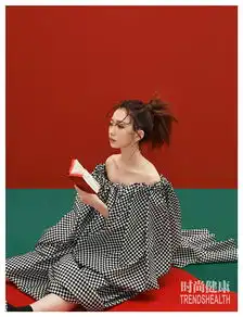 孟美岐再登时尚刊封面色彩系少女永不认输