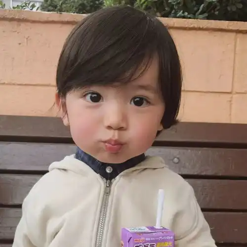 果然男孩子可爱起来,就没女孩子什么事儿啦