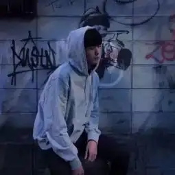 暖系头像男帅气蓝色系