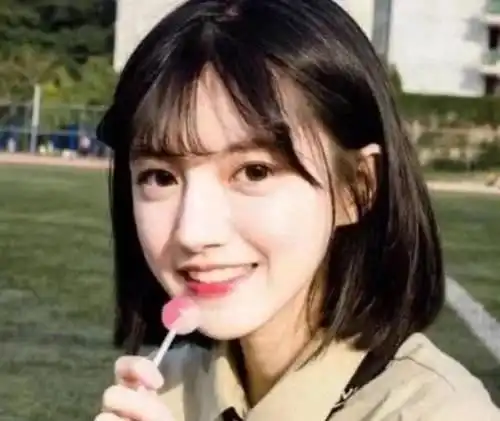 女生头像绿色系仙女味唯