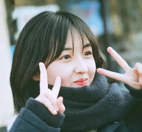 张子枫图片高清头像