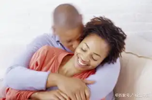 情侣亲热时,这个部位别用力吻,别害羞,和健康有关系网易订阅