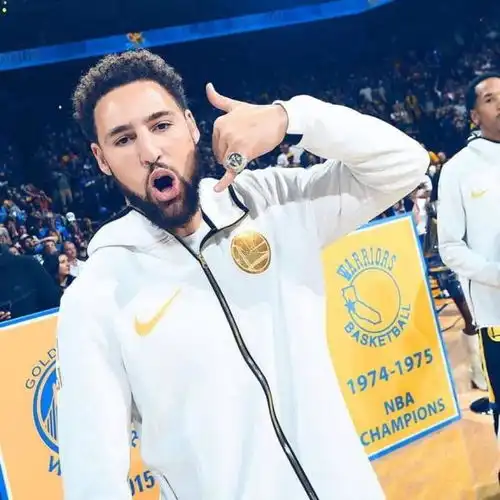 克莱汤普森三分目前2414,打破库里保持的nba历史记录,第三节