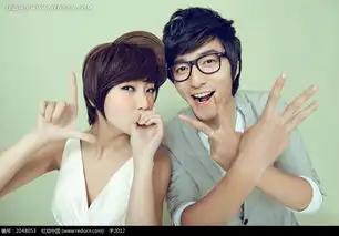 戴着黑色眼睛做手势的情侣图片免费下载编号2048053红动网