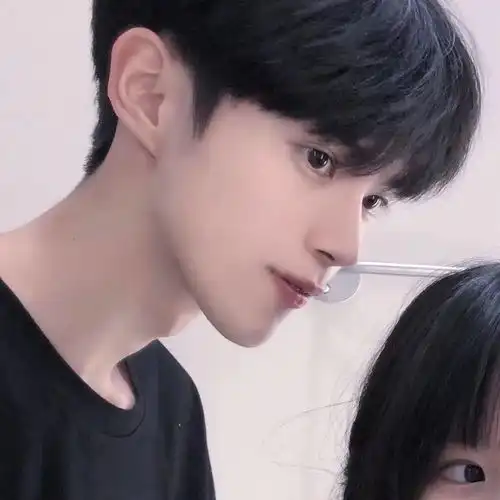 情侣头像真人禁欲系情头