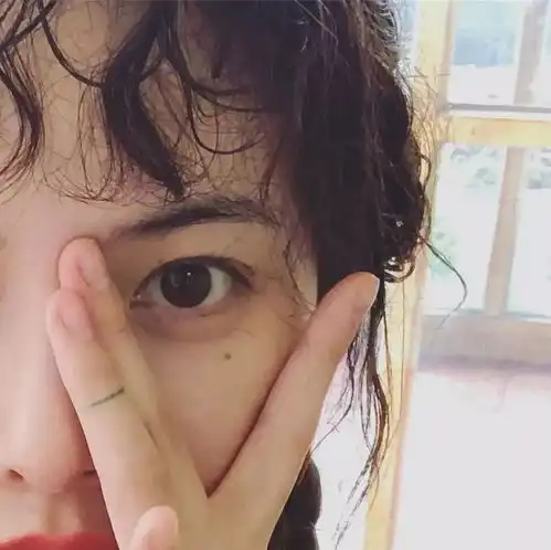 头像壁纸风中有雨,我只有你