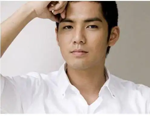 杨洋李易峰张翰领衔穿白衬衣最帅最纯的十大男星