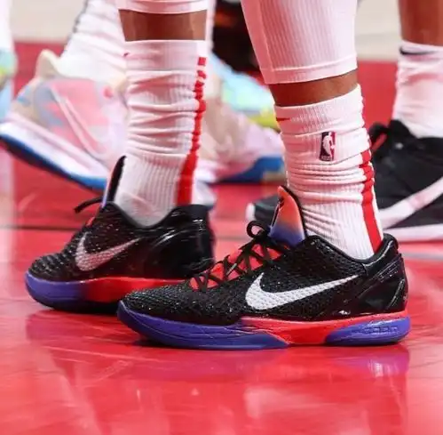 nba球员上脚库里4代生日配色,巴特勒的驭帅14有个性