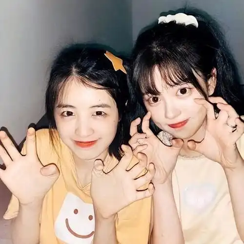 甜系头像男系闺蜜蔡卓妍