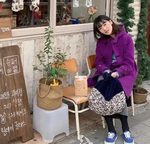 韩国女生的穿搭都是根据这些选择的