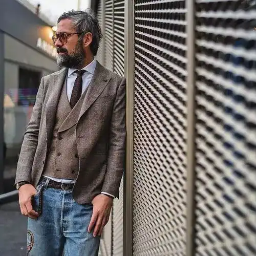 男生冬天不会穿搭怎么办教你从型男街拍中学习搭配技巧