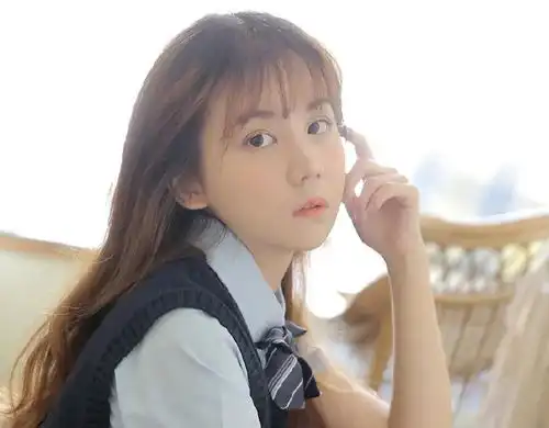 嘴笨不懂得怎么夸女生3招教你把女生夸得心花怒放