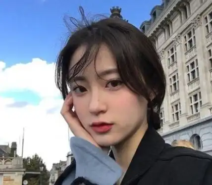 蓝色系头像高级感男生尤