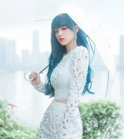 漫画脸程潇的导师级别穿搭,成功吸引到我了