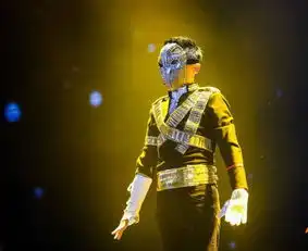 昨晚,马云蒙面机车炫酷造型,带领阿里巴巴高管集体跳机械舞