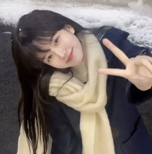 wechat头像女头韩系天道