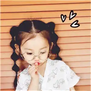 萌娃情侣头像一对可爱,表现出很深情的样子