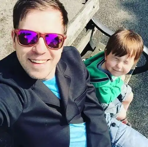 8个小时被秒1000套的彩虹实验,秒杀了90的玩具,让孩子爱上科学停不下来