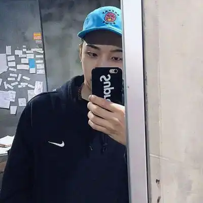 qq男头像霸气冷酷遮脸