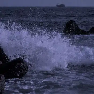 性冷淡蓝色背景图林芙源各处侵权删