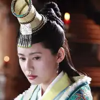 韩系美女秋瓷炫qq头像