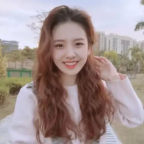 女生头像没有人心疼我