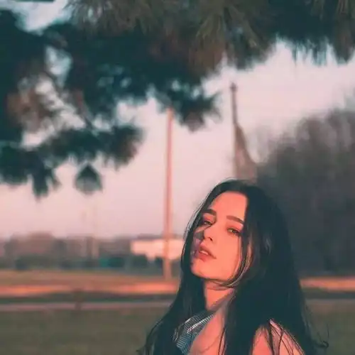 禁欲系头像真人女部位欧