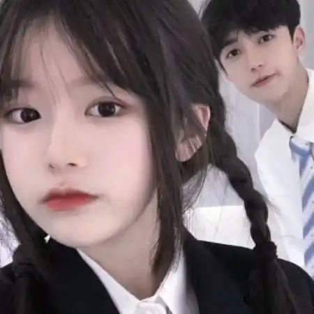 扣扣情侣头像你来我心里吧