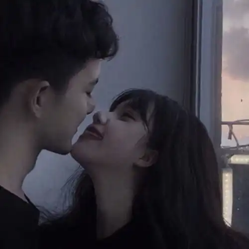 复古风情头除了我,每个人都不适合和你白头到老