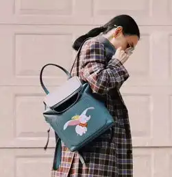 卡通t恤再次成满世界收割少女心戚薇小飞象街拍,浑身散发童趣