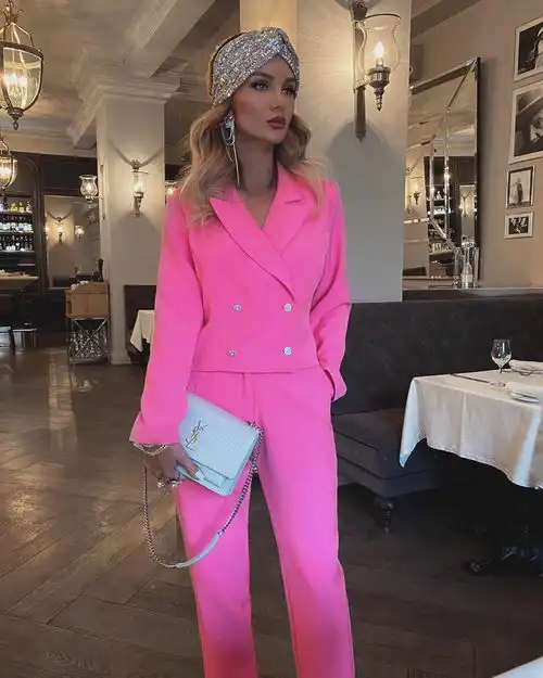 欧美女头像不是每一段关系都能走到最初期待的那个结局看开点吧