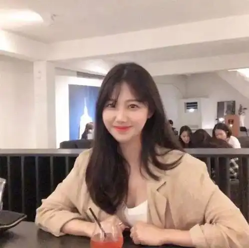 茶系风格之所以迷人,还不就是因为清新又耐看小心机穿搭学起来