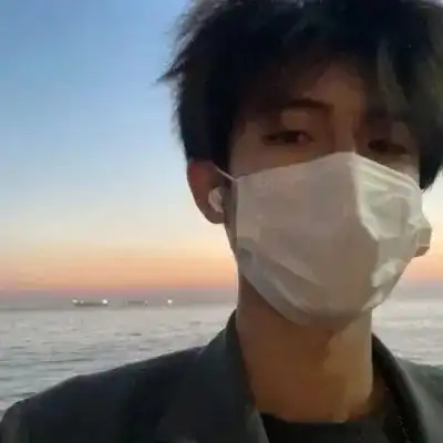 ins丧系忧郁男生头像