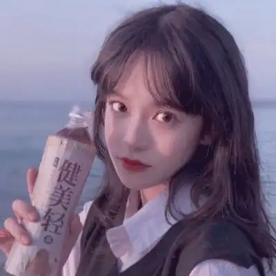 zj精选女头还是有点喜欢你